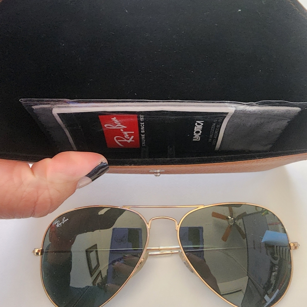 Like New Ray-Ban Gold Aviator Sunglasses - Only Used Once - Picture 3 of 7